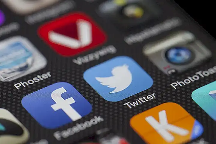 Der Umgang mit Social Media
