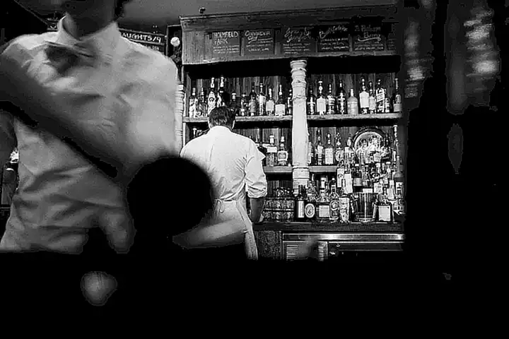 Die Geschichte der Piranha Bar und des Club Zukunft