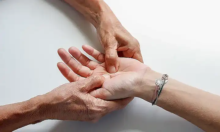Die Wissenschaft hinter der Buccal Massage